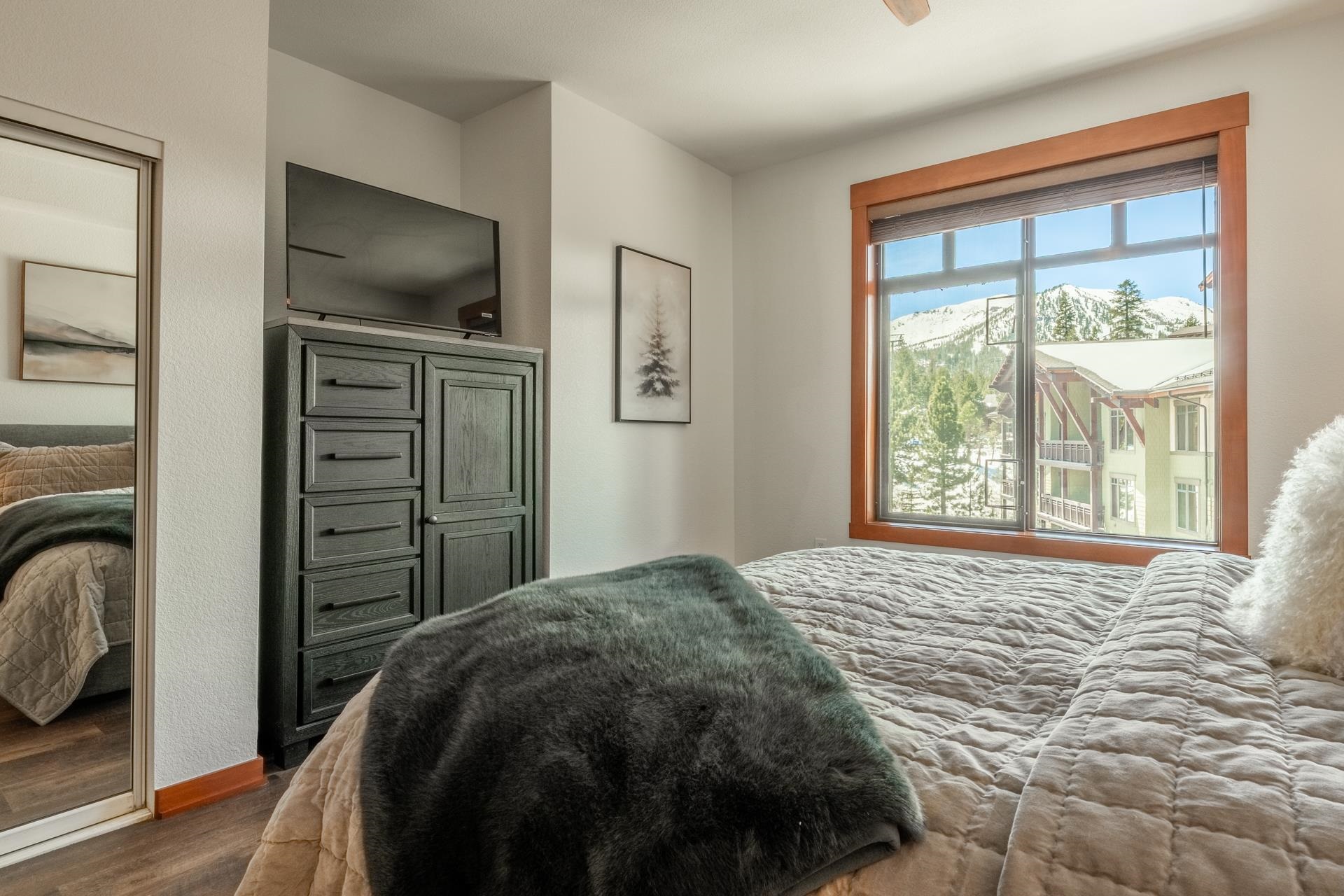 6201 Minaret Road, Unit 2430 Mammoth Lakes, CA 93546 - Photo 24 of 54