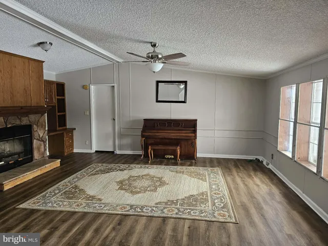 $779,900 | 764 Quarry Road, Bunker Hill, WV 25413