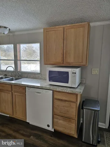 $779,900 | 764 Quarry Road, Bunker Hill, WV 25413