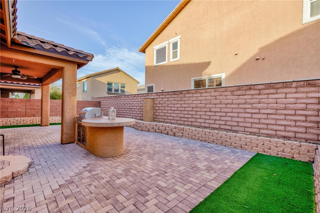 10956 Hunting Hawk Road Las Vegas, NV 89179 - Photo 4 of 57