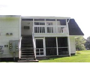 239 South Main Street, Unit 4 Rochester, VT 05767 - Photo 2 of 6