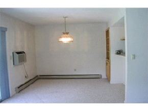 239 South Main Street, Unit 4 Rochester, VT 05767 - Photo 3 of 6