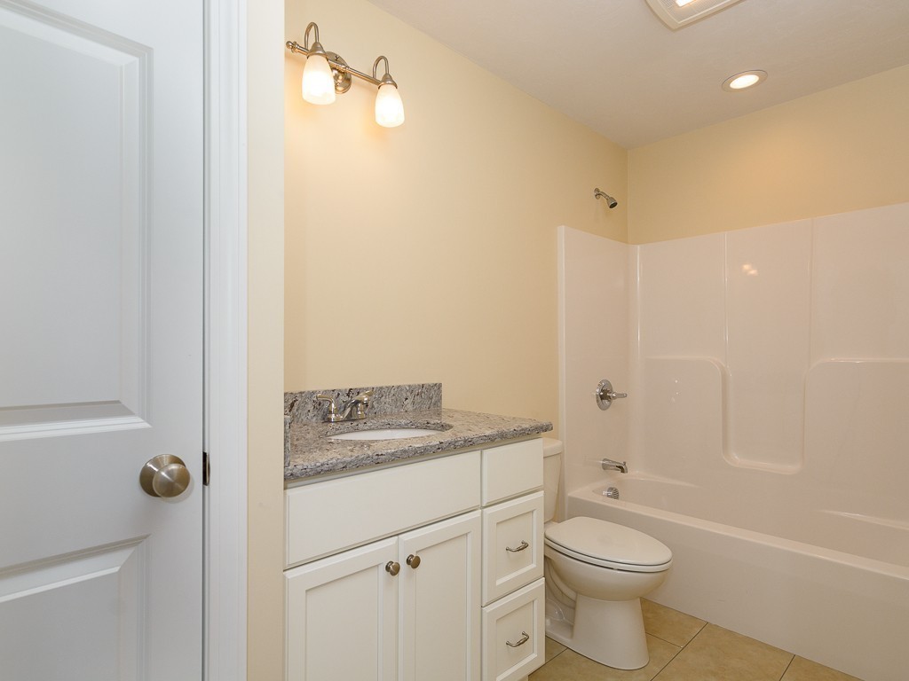 5 H Putnam Rd Extension, Unit B Charlton, MA 01507 - Photo 14 of 30 Gallery Image 14