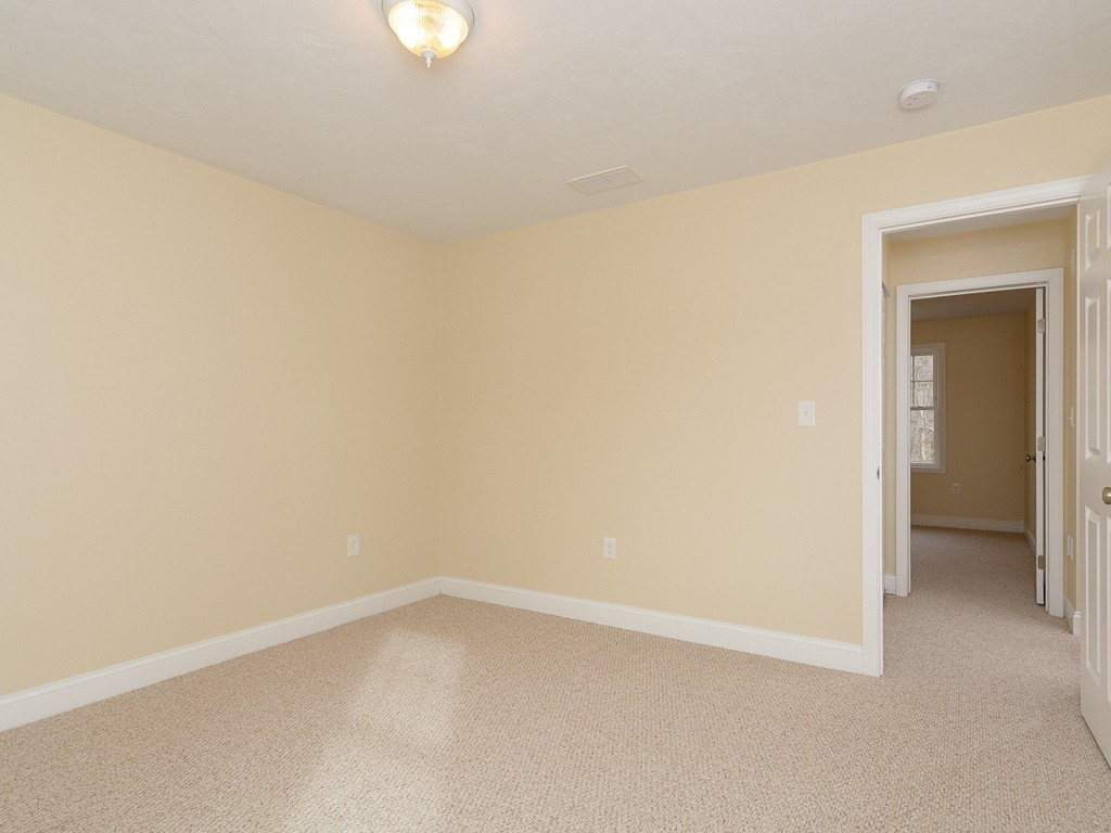 5 H Putnam Rd Extension, Unit B Charlton, MA 01507 - Photo 24 of 30 Gallery Image 24