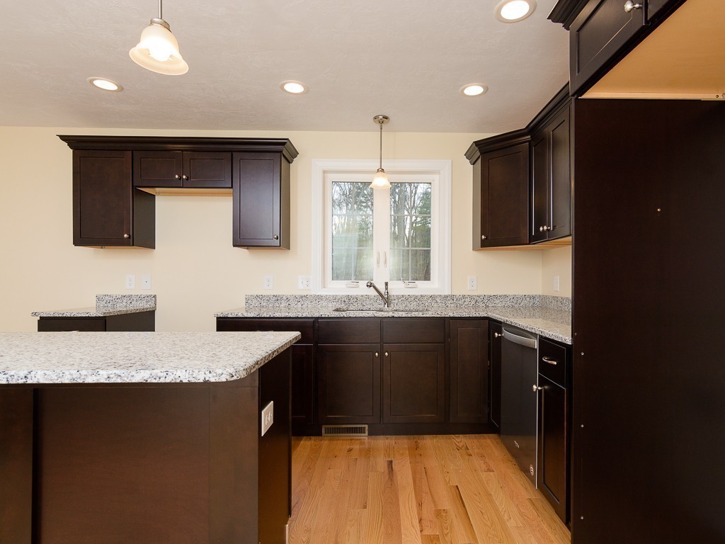 5 H Putnam Rd Extension, Unit B Charlton, MA 01507 - Photo 4 of 30 Gallery Image 4