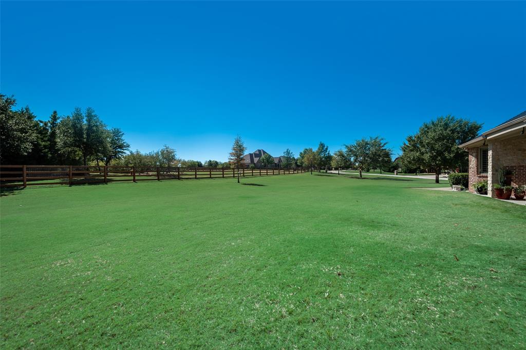 2012 Winthrop Hill Road Denton, TX 76226 - Photo 36 of 40