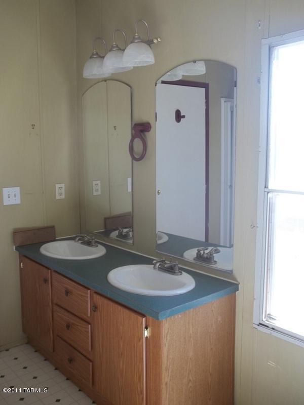 3101 West Curtis Road Tucson, AZ 85705 - Photo 11 of 13 Gallery Image 11