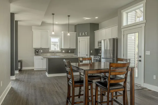 $525,000 | 112 Valle Tell Drive, New Glarus, WI 53574