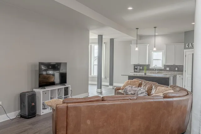 $525,000 | 112 Valle Tell Drive, New Glarus, WI 53574