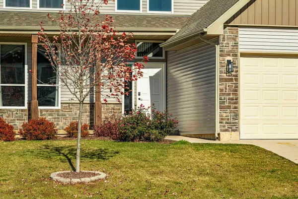 $525,000 | 112 Valle Tell Drive, New Glarus, WI 53574