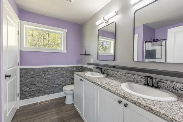 $525,000 | 112 Valle Tell Drive, New Glarus, WI 53574