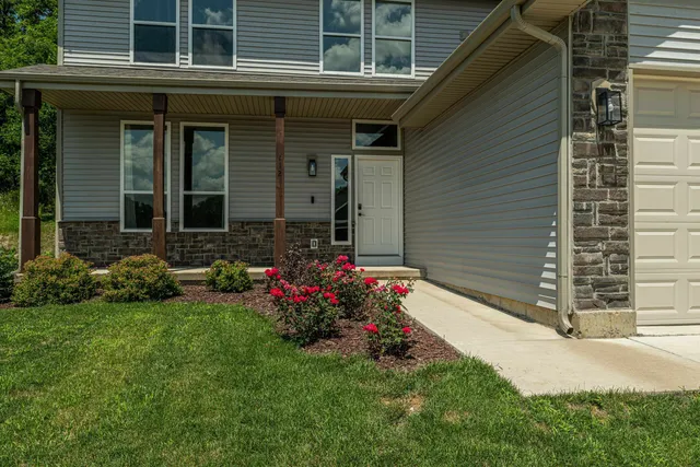 $525,000 | 112 Valle Tell Drive, New Glarus, WI 53574