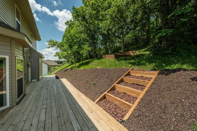 $525,000 | 112 Valle Tell Drive, New Glarus, WI 53574