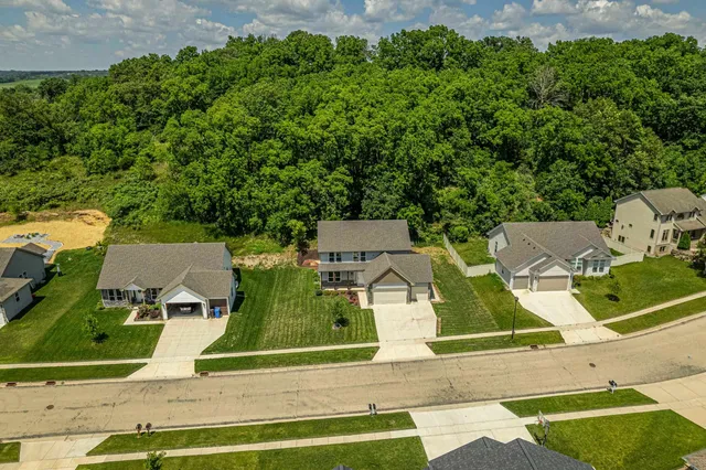 $525,000 | 112 Valle Tell Drive, New Glarus, WI 53574