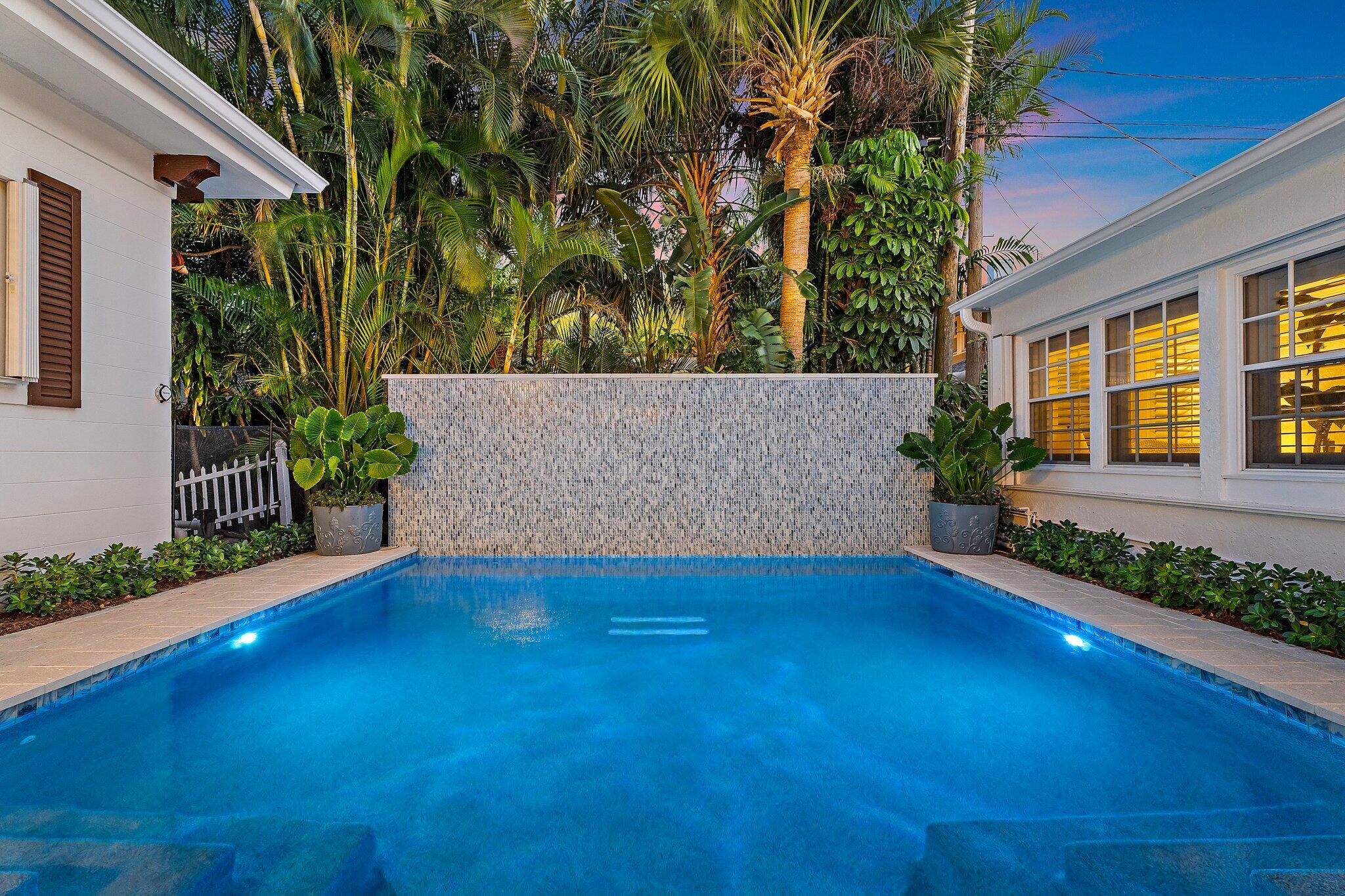 218 Avila Road West Palm Beach, FL 33405 - Photo 15 of 131 015-218AvilaRd-WestPalmBeach-SMALL