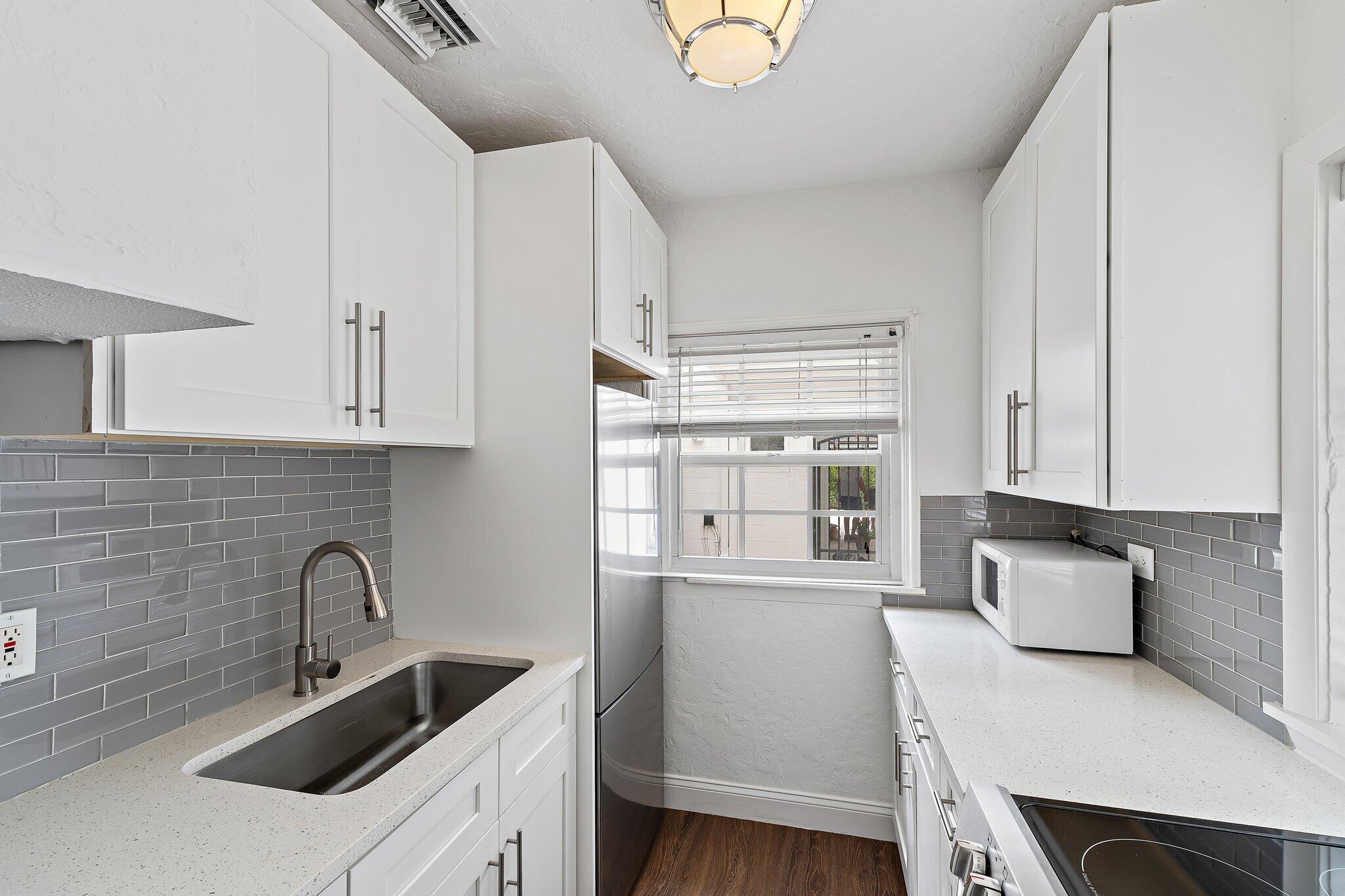 218 Avila Road West Palm Beach, FL 33405 - Photo 92 of 131 115-218AvilaRd-WestPalmBeach-SMALL