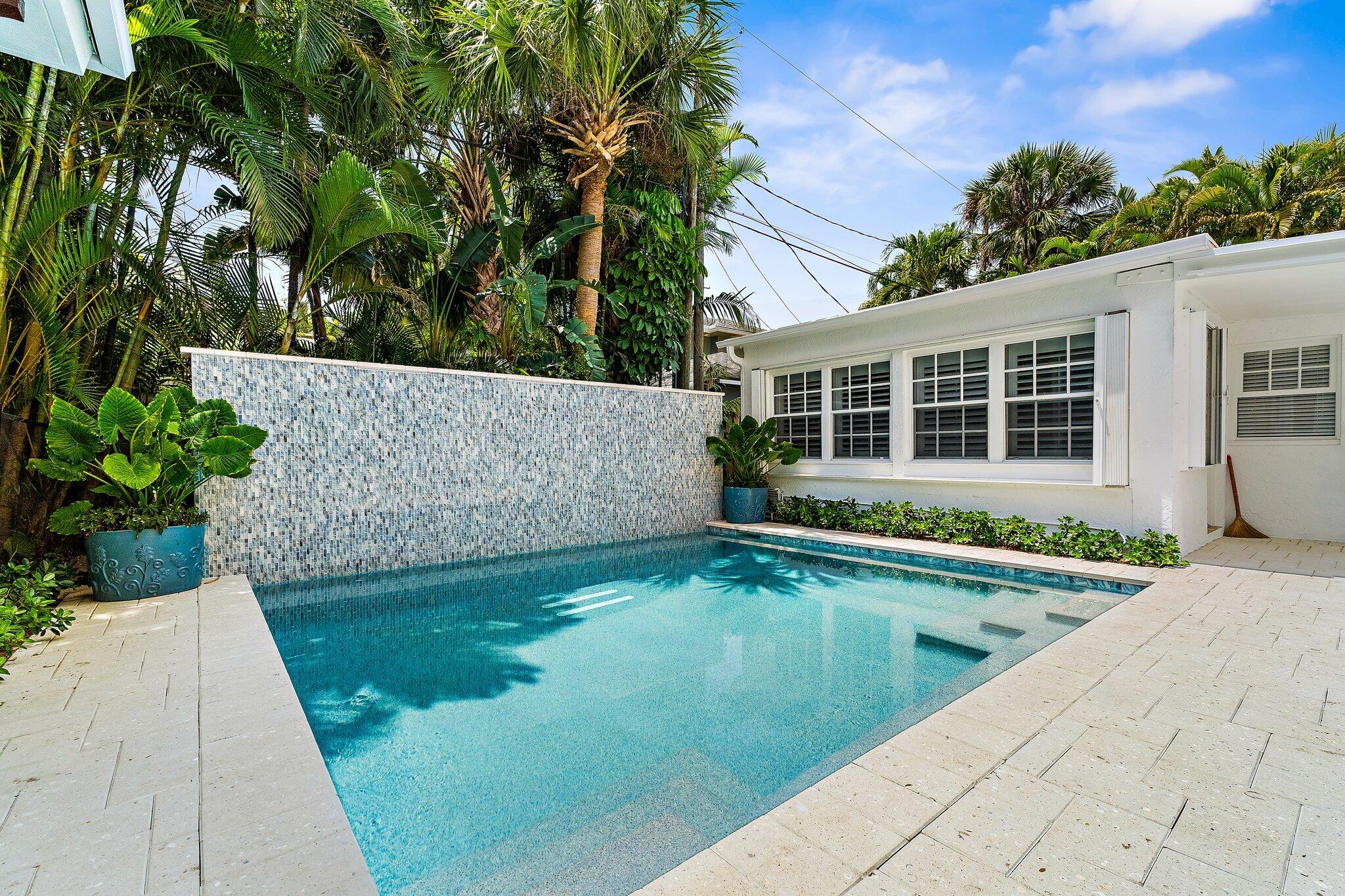 218 Avila Road West Palm Beach, FL 33405 - Photo 99 of 131 100-218AvilaRd-WestPalmBeach-SMALL