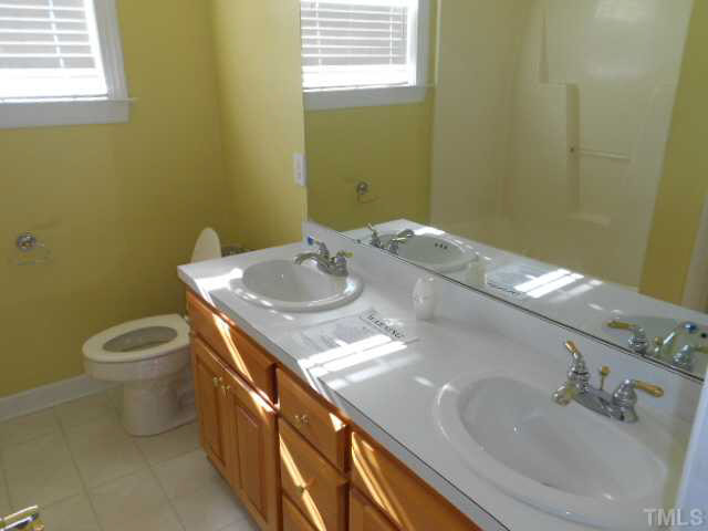 419 Old Murphy Road Zebulon, NC 27597 - Photo 8 of 11 Gallery Image 8