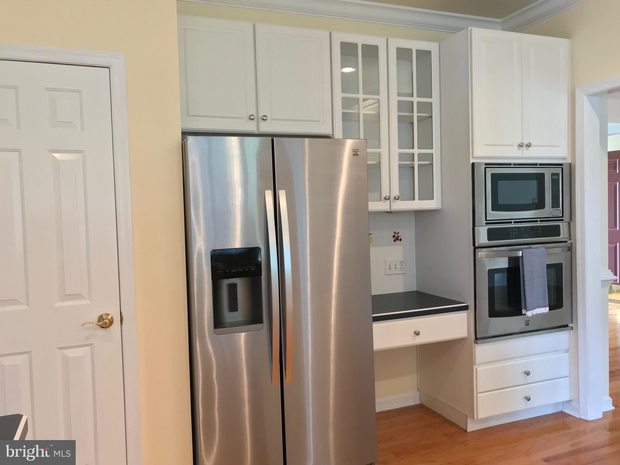 1208 Rodes Circle Winchester, VA 22601 - Photo 2 of 26 New Stainless Appliances