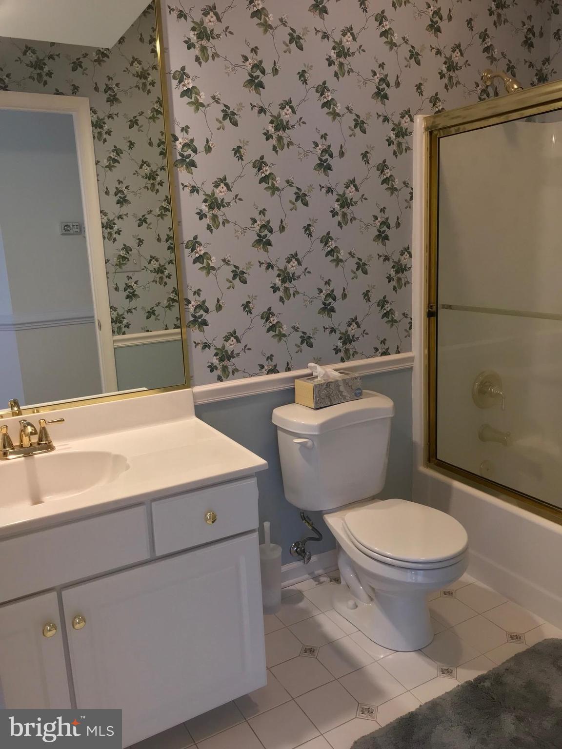 1208 Rodes Circle Winchester, VA 22601 - Photo 20 of 26 Bath