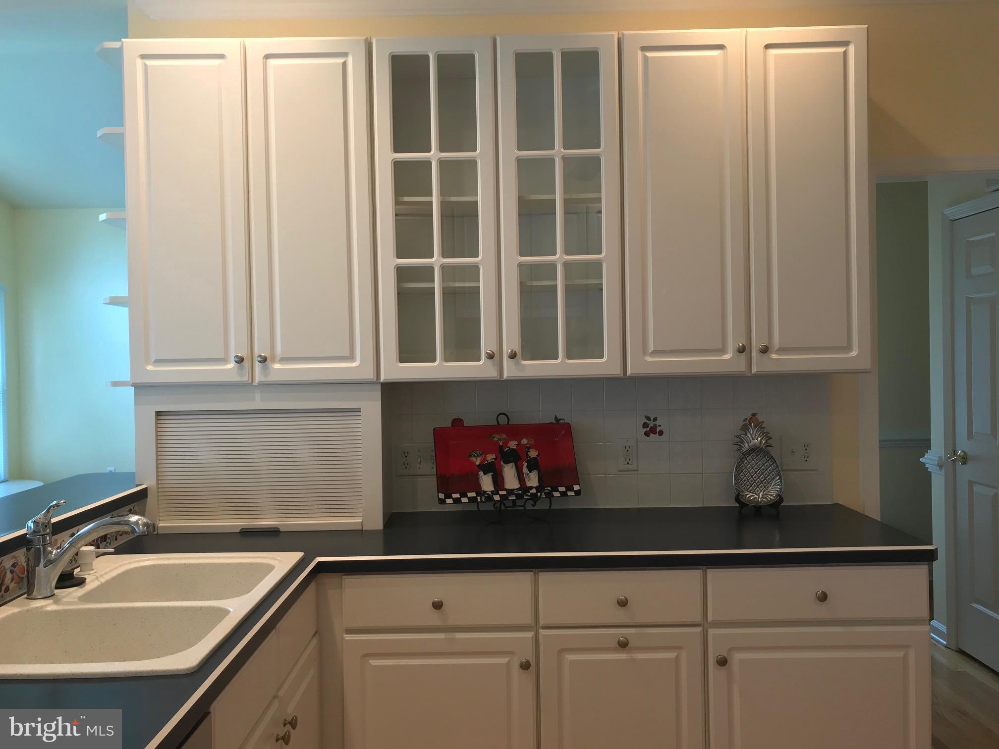 1208 Rodes Circle Winchester, VA 22601 - Photo 4 of 26 Kitchen