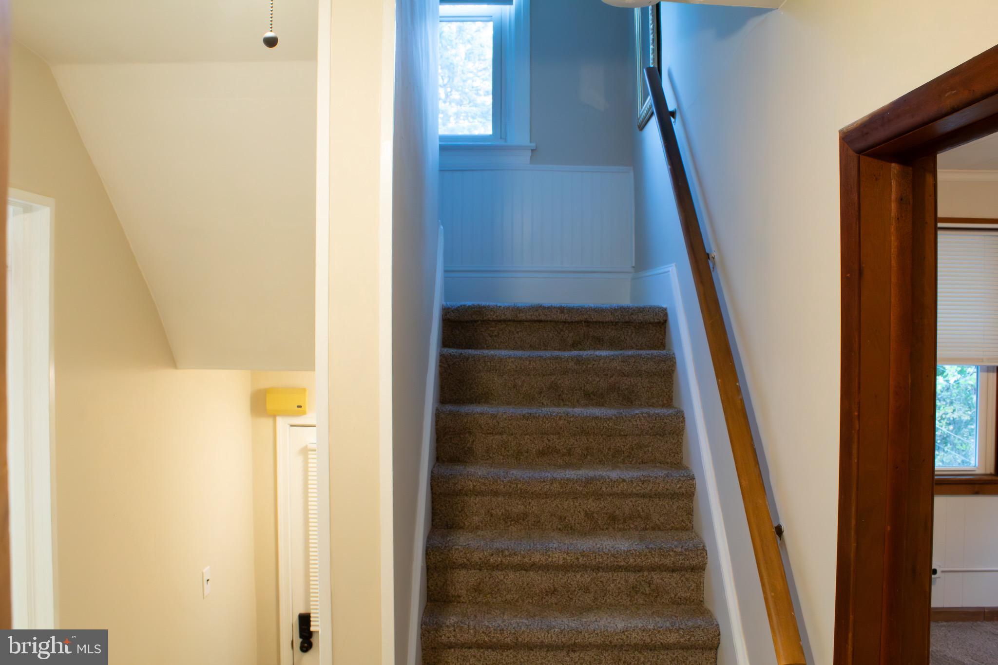 23 North York Road, Unit 21 Willow Grove, PA 19090 - Photo 13 of 18 a view of entryway
