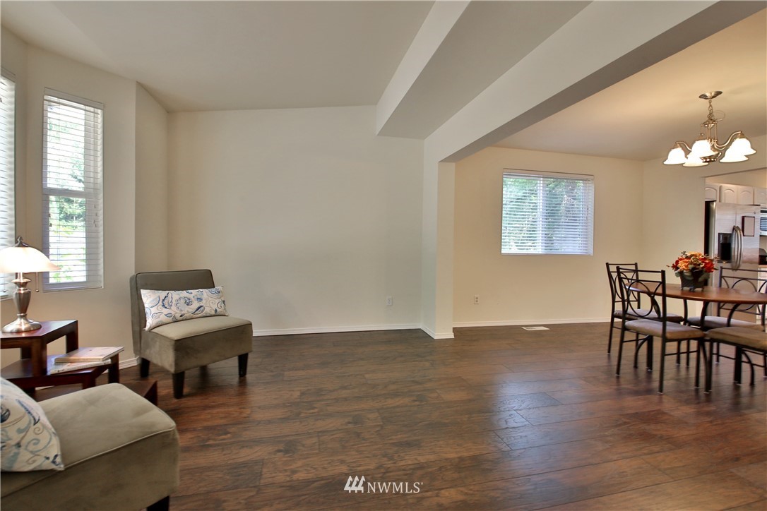 4104 Timberline Road Clinton, WA 98236 - Photo 2 of 25 Gallery Image 2