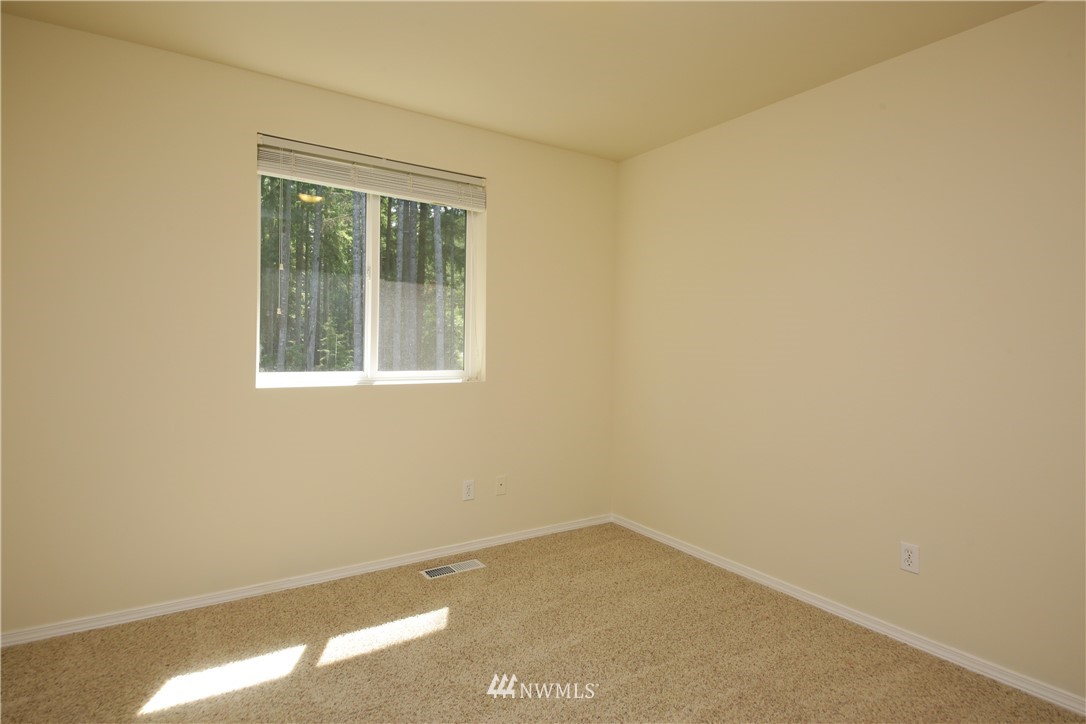 4104 Timberline Road Clinton, WA 98236 - Photo 16 of 25 Gallery Image 16