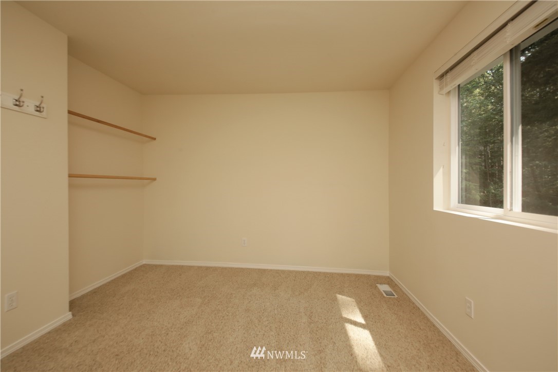 4104 Timberline Road Clinton, WA 98236 - Photo 18 of 25 Gallery Image 18