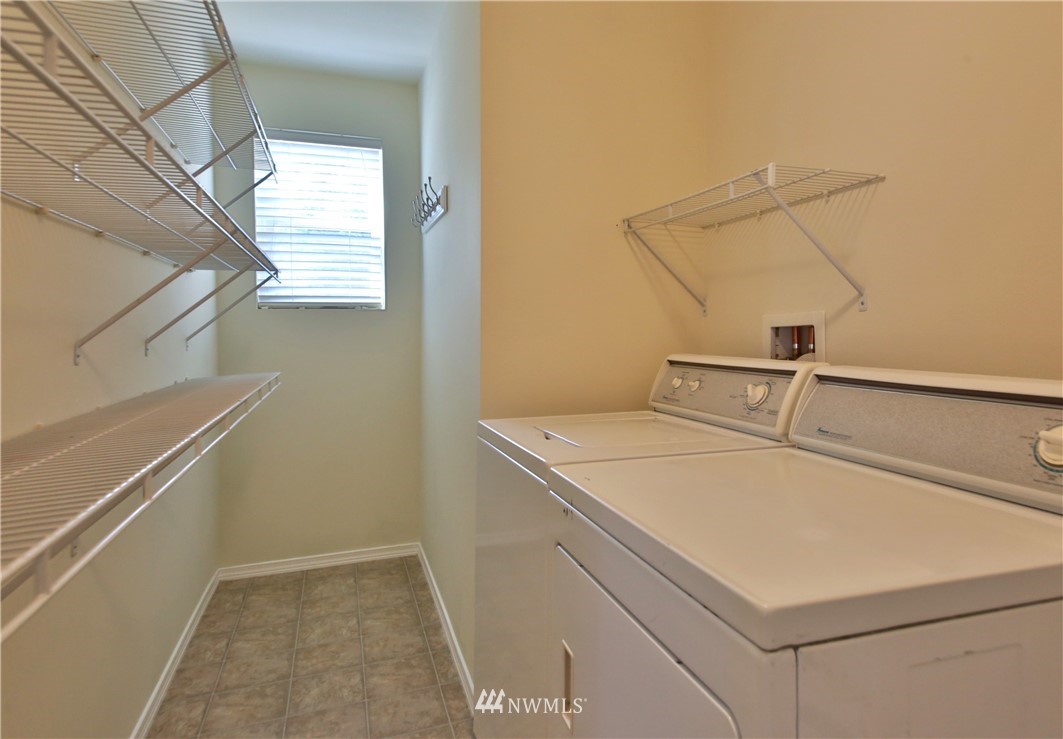 4104 Timberline Road Clinton, WA 98236 - Photo 10 of 25 Gallery Image 10