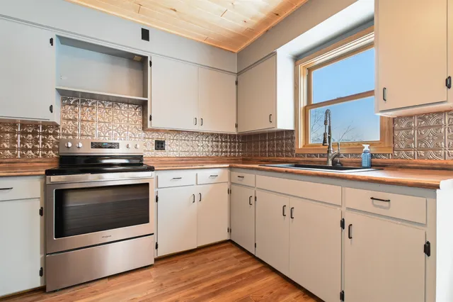 $699,000 | 66895 South Spider Lake Road, Iron River, WI 54847