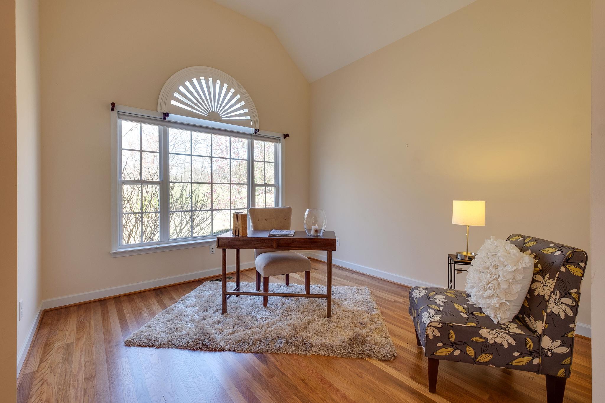 1175 Tidwell Switch Road Dickson, TN 37055 - Photo 8 of 27 a workspace with furniture and a window