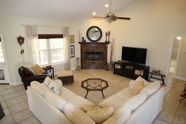 1781 West Kingsfield Road Cantonment, FL 32533 - Photo 11 of 37 Gallery Image 11