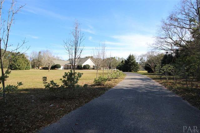 1781 West Kingsfield Road Cantonment, FL 32533 - Photo 3 of 37 Gallery Image 3