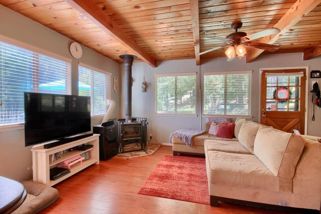 5570 Grayling Road Mariposa, CA 95338 - Photo 8 of 35 Gallery Image 8