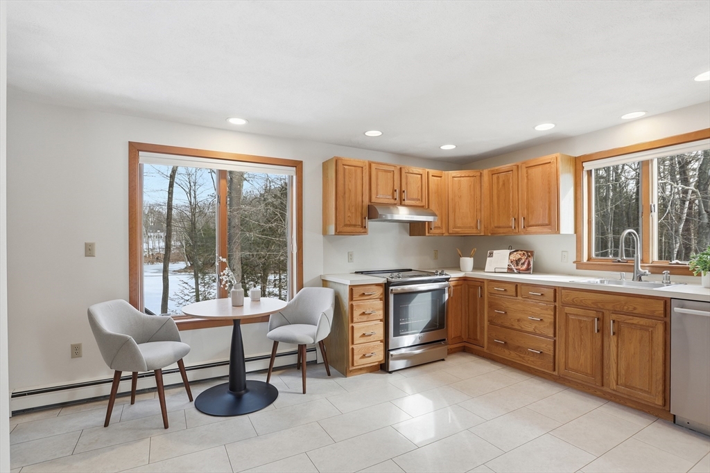 10 Laurel Lane Groton, MA 01450 - Photo 21 of 42