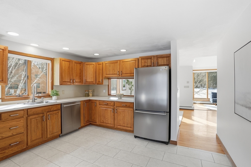 10 Laurel Lane Groton, MA 01450 - Photo 23 of 42