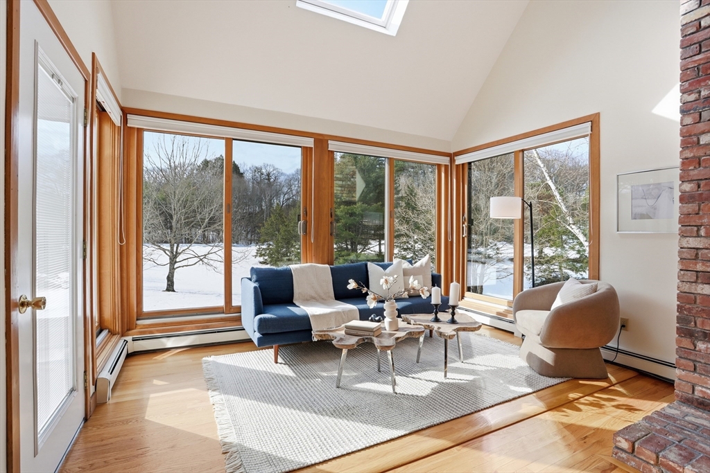 10 Laurel Lane Groton, MA 01450 - Photo 5 of 42