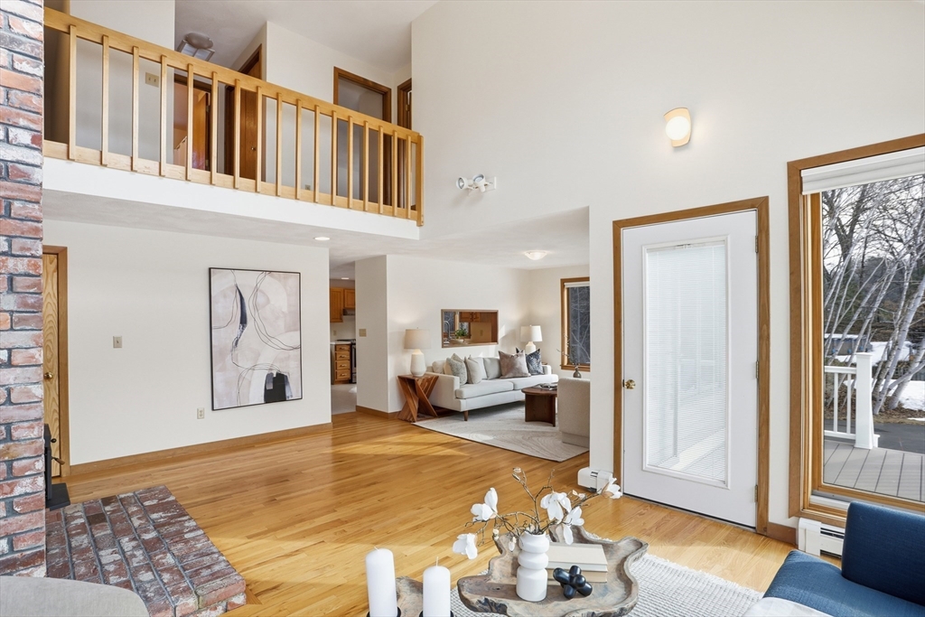 10 Laurel Lane Groton, MA 01450 - Photo 7 of 42