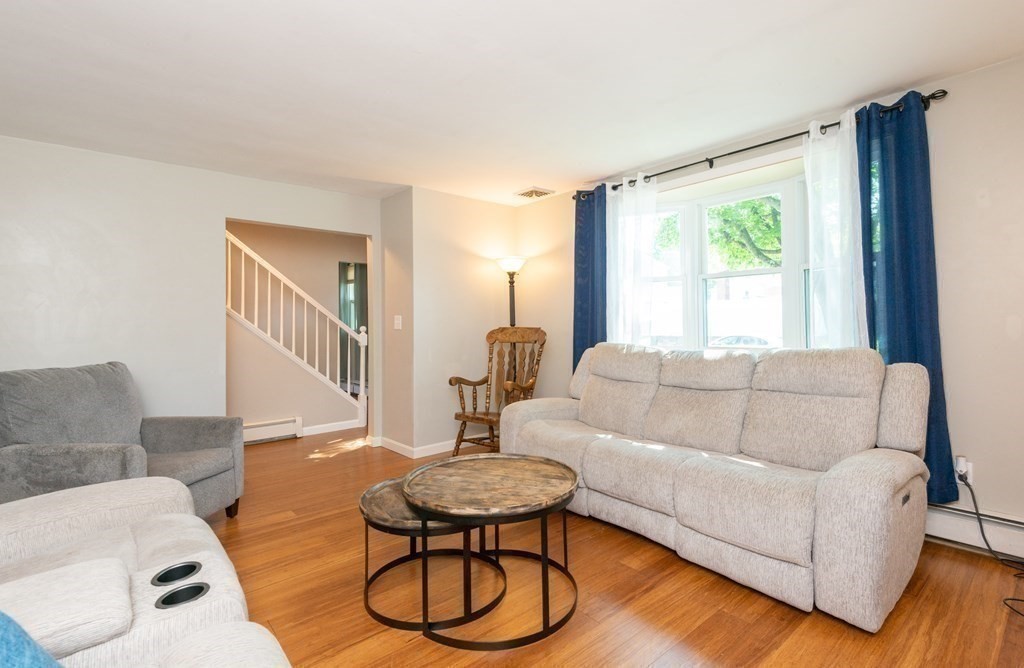 31 Harris Road Lynn, MA 01904 - Photo 7 of 42 Gallery Image 7