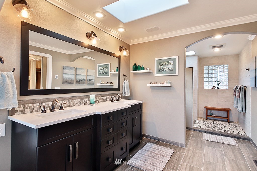 6253 Spinnaker Ridge Lane Clinton, WA 98236 - Photo 22 of 40 Gallery Image 22