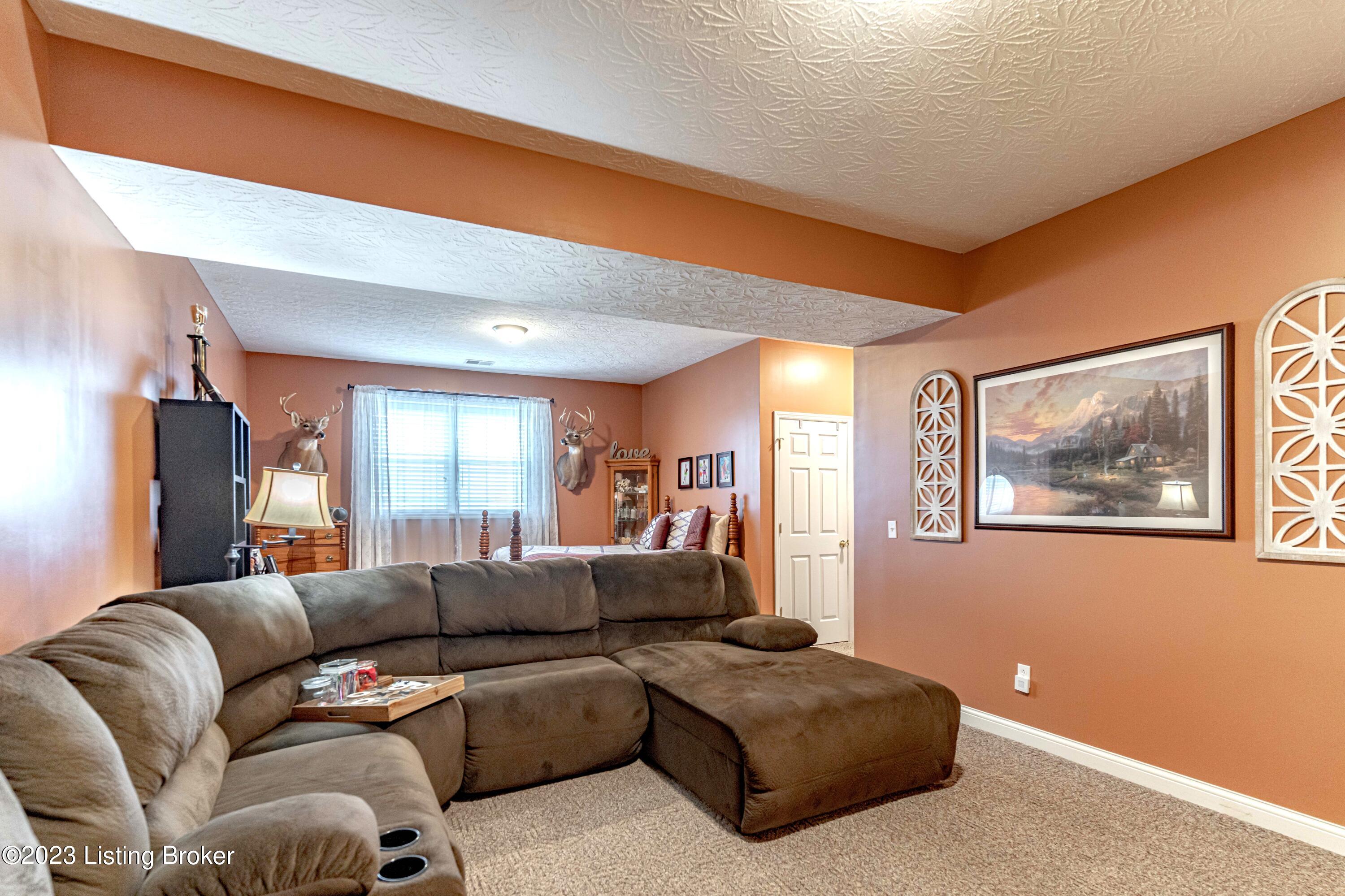 112 Cedar Ridge Road Frankfort, KY 40601 - Photo 30 of 52 Basement Family Rm
