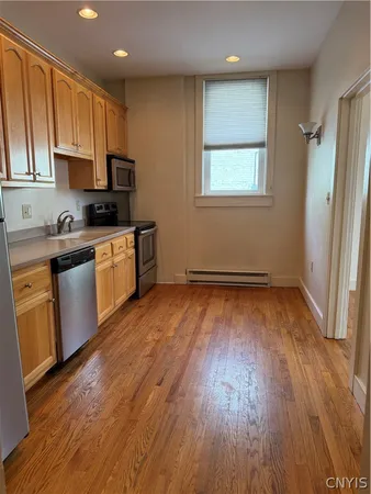 $1,295 | 137 South Peterboro Street, Lenox, NY 13032