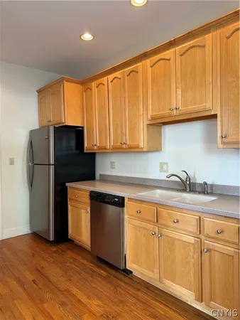 $1,295 | 137 South Peterboro Street, Lenox, NY 13032