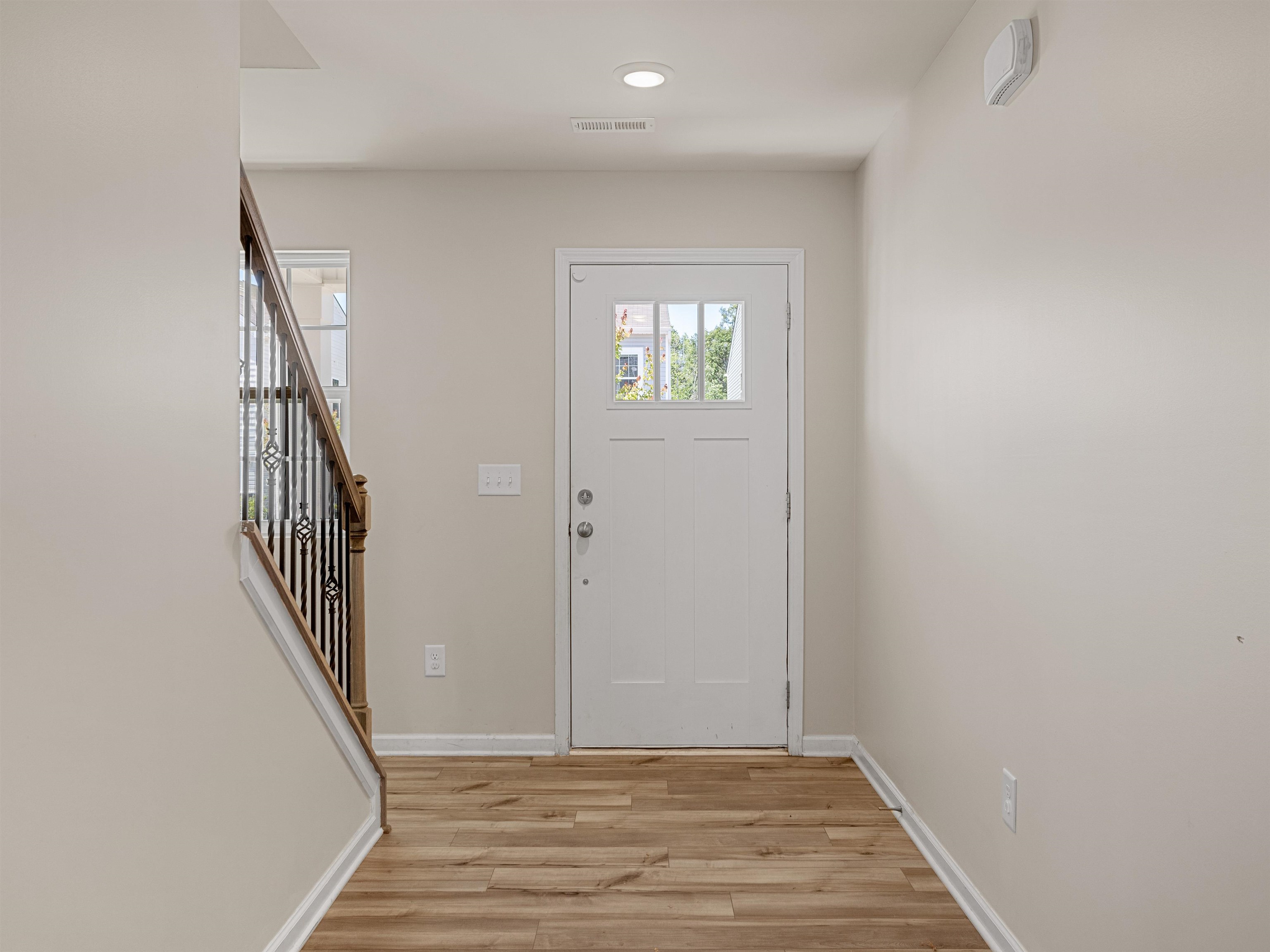 1410 Penrith Court Boiling Springs, SC 29316 - Photo 4 of 47