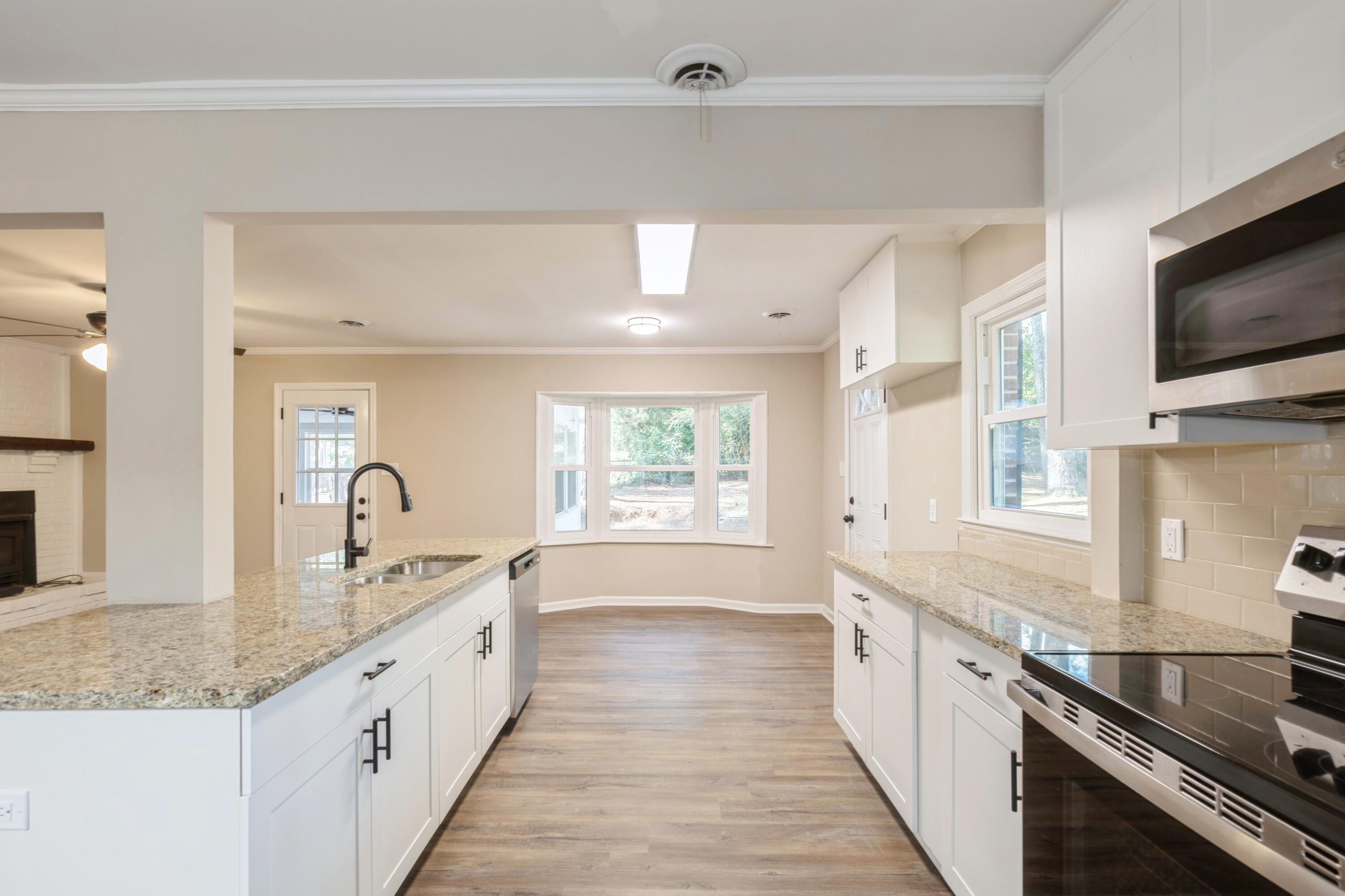 1004 Gary Drive McCormick, SC 29835 - Photo 6 of 30