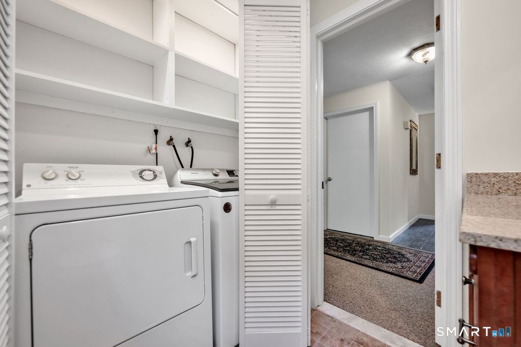 23 Banks Road Simsbury, CT 06092 - Photo 25 of 32
