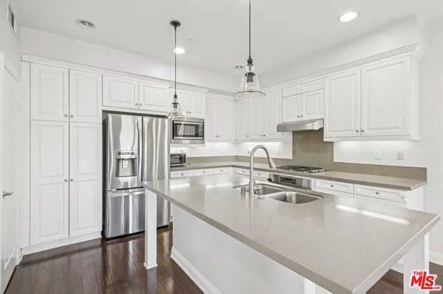 $6,000 | 20295 Estuary Lane, Newport Beach, CA 92660