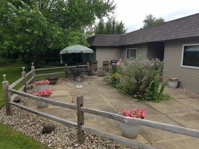 23830 Hazel Road Sterling, IL 61081 - Photo 1 of 25