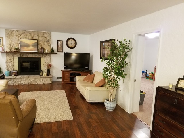 23830 Hazel Road Sterling, IL 61081 - Photo 4 of 25